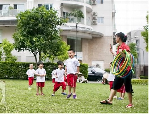 Đồng phục mẫu giáo quốc tế